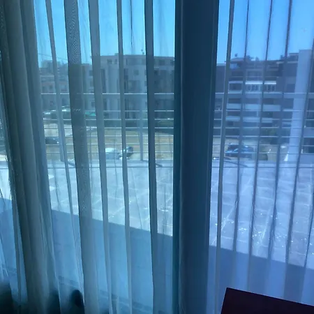 Apartament голямо и просторно студио