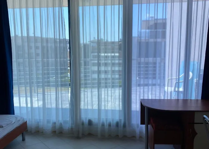 голямо и просторно студио Daire Sunny Beach